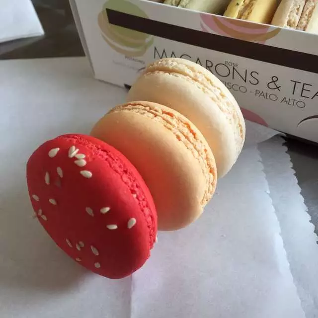Chantal Guillon Macarons