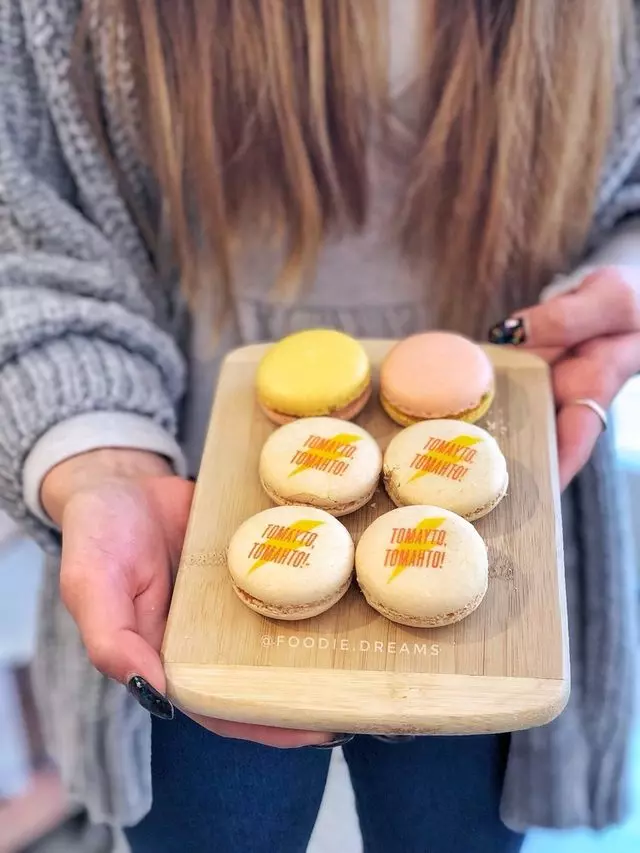 Chantal Guillon Macarons
