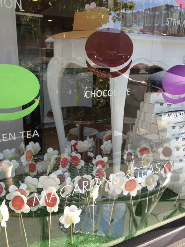 Chantal Guillon Macarons