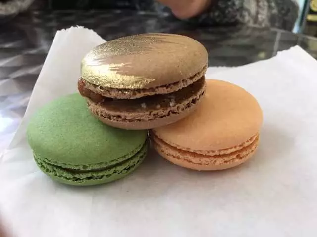 Chantal Guillon Macarons