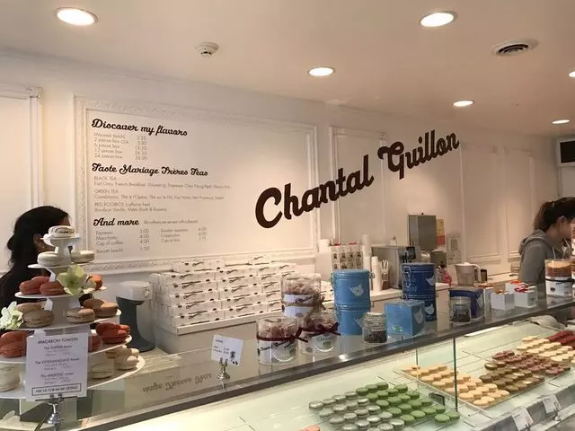Chantal Guillon Macarons