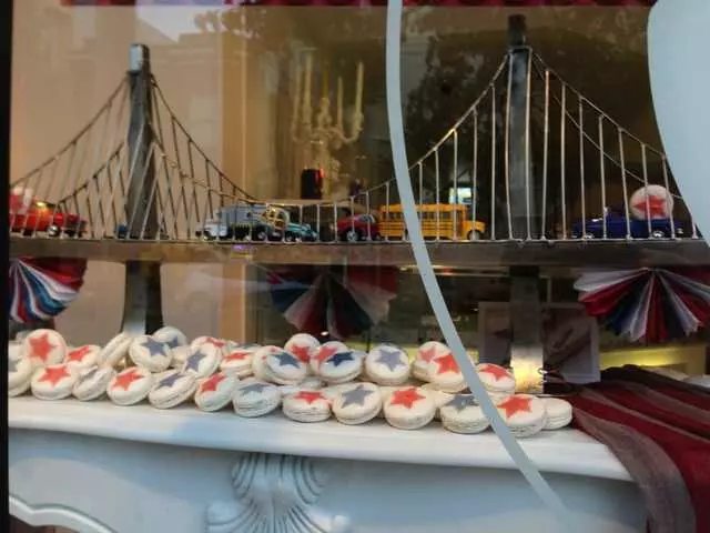 Chantal Guillon Macarons