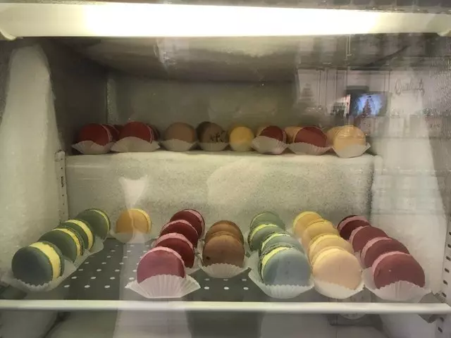 Chantal Guillon Macarons