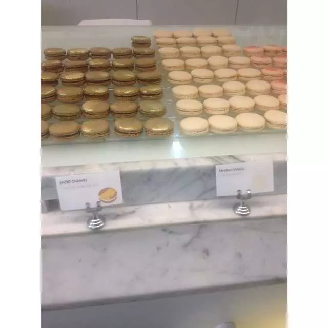 Chantal Guillon Macarons