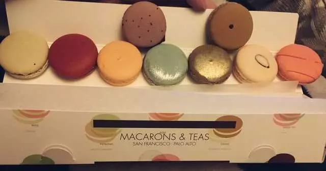 Chantal Guillon Macarons