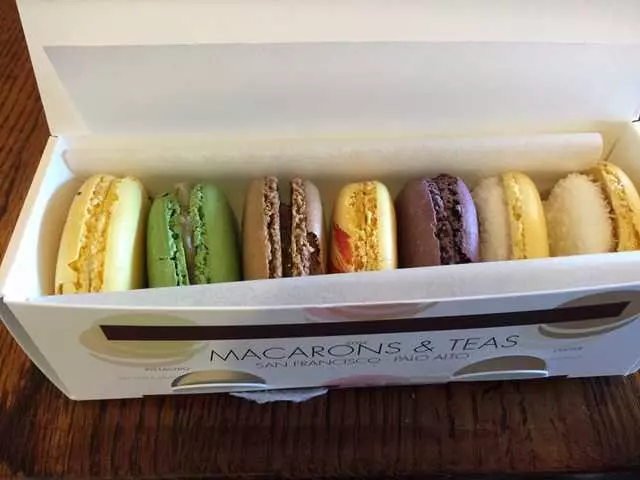 Chantal Guillon Macarons