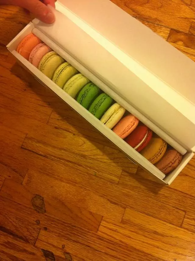 Chantal Guillon Macarons