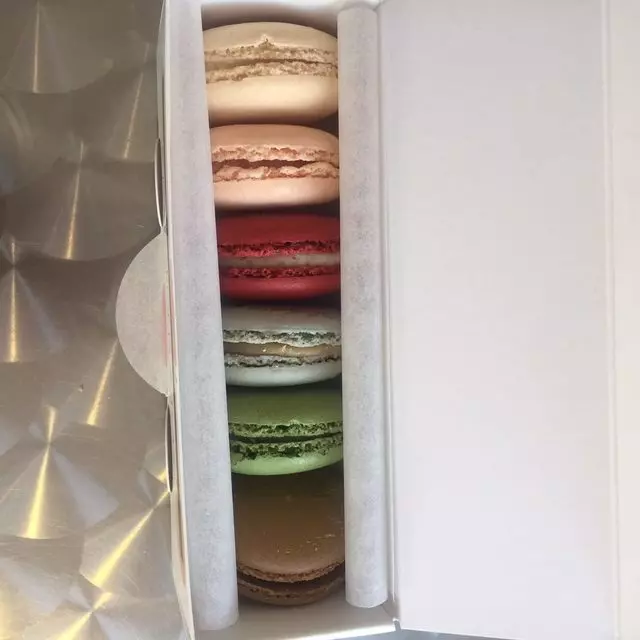 Chantal Guillon Macarons