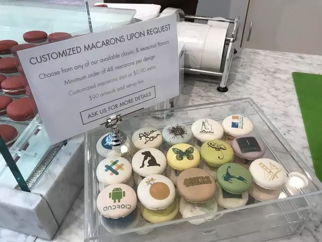 Chantal Guillon Macarons
