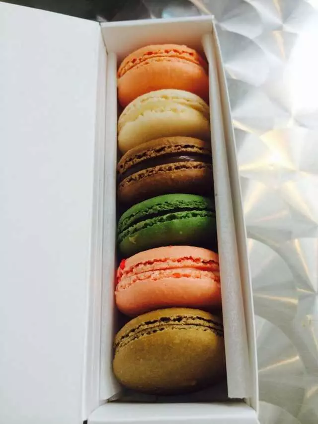 Chantal Guillon Macarons