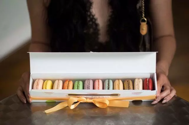 Chantal Guillon Macarons