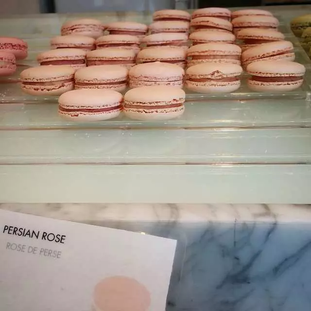 Chantal Guillon Macarons