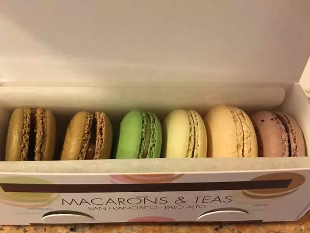 Chantal Guillon Macarons