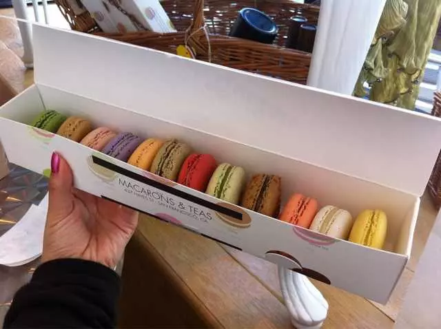 Chantal Guillon Macarons