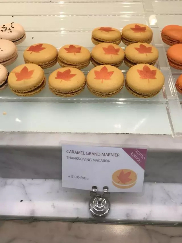 Chantal Guillon Macarons