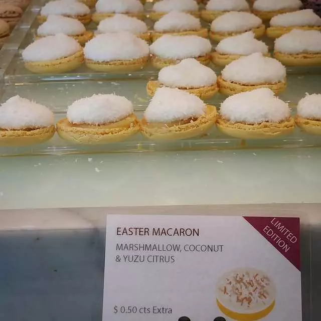Chantal Guillon Macarons