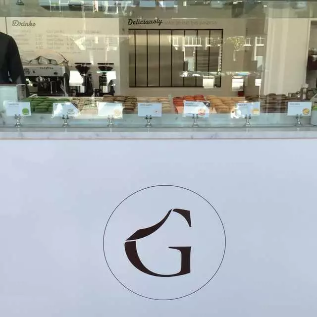 Chantal Guillon Macarons
