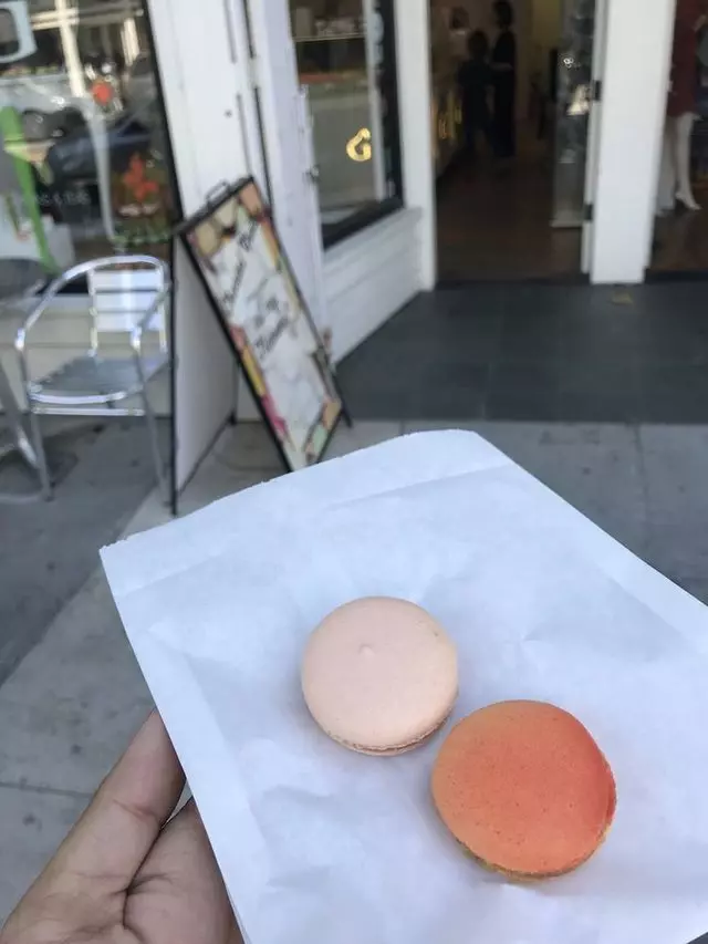 Chantal Guillon Macarons
