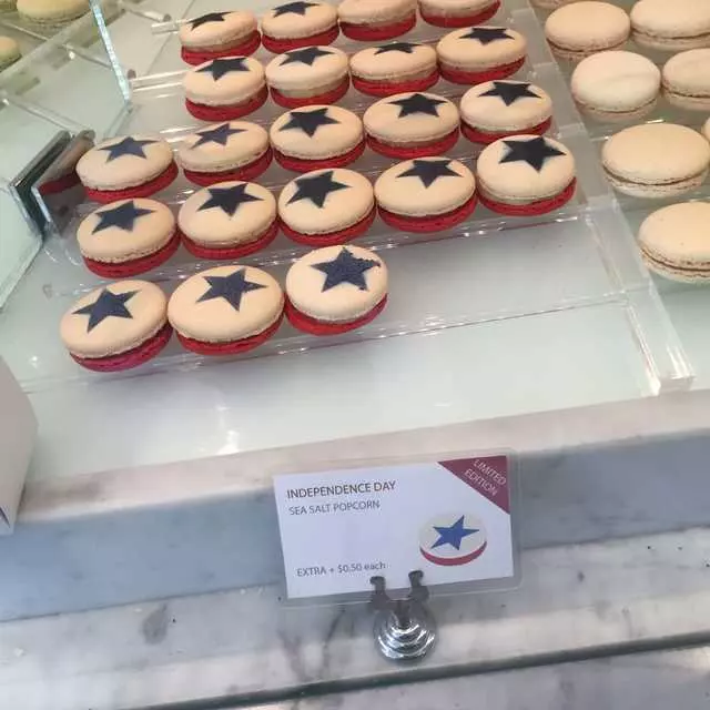 Chantal Guillon Macarons