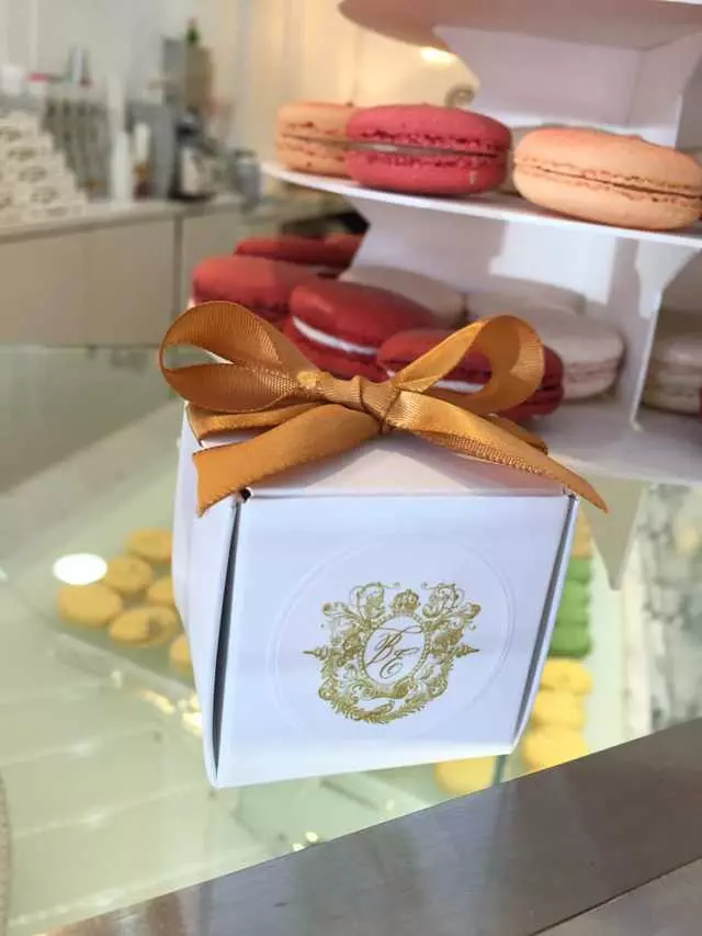 Chantal Guillon Macarons
