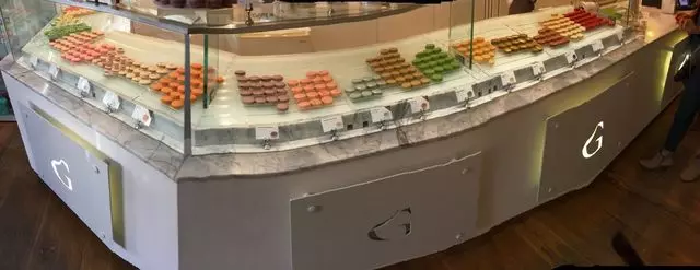 Chantal Guillon Macarons