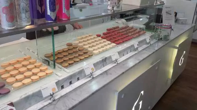 Chantal Guillon Macarons