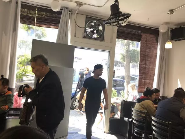 1608 Bistro