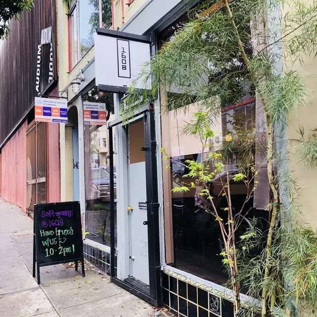 1608 Bistro