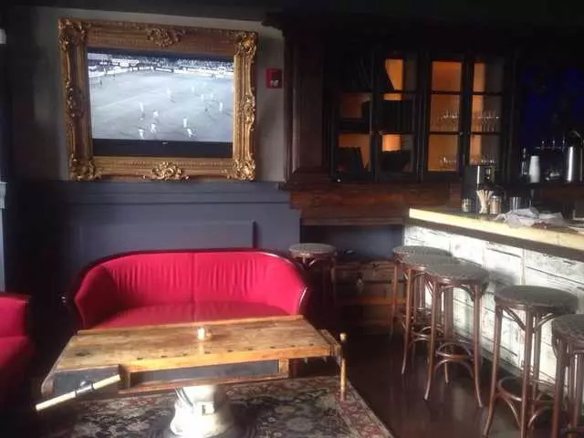 Noir Lounge
