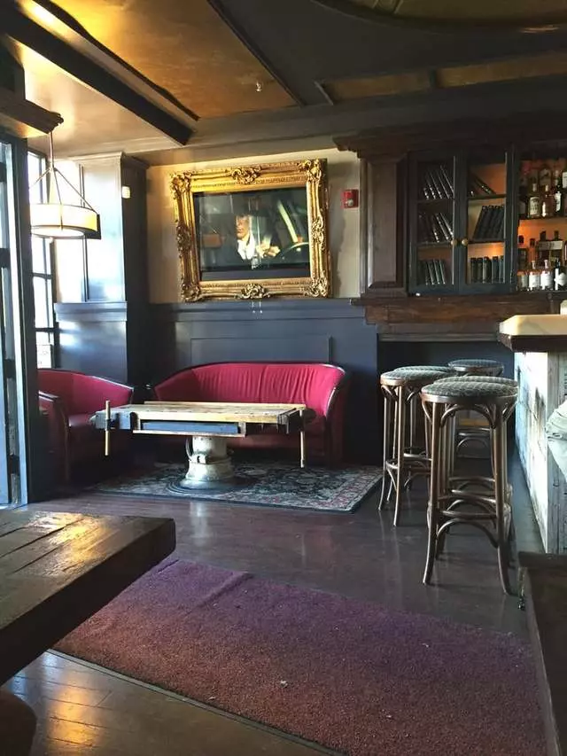 Noir Lounge