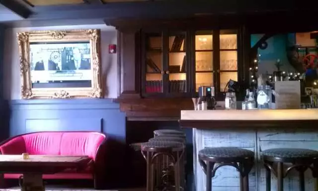 Noir Lounge