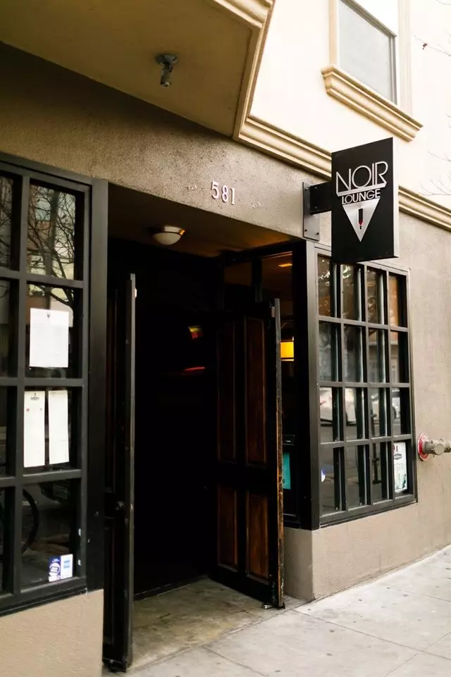 Noir Lounge