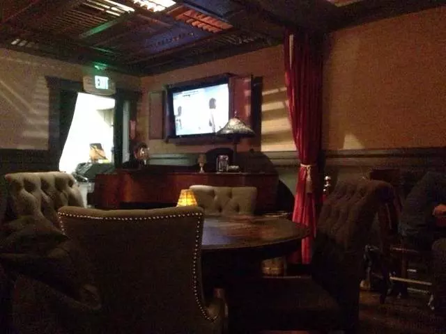 Noir Lounge