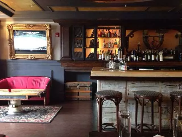 Noir Lounge