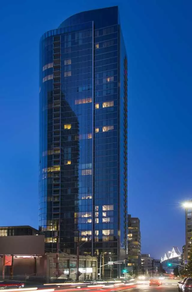 399 Fremont