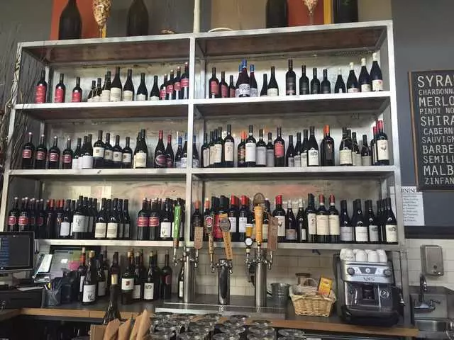 L’emigrante Wine Bar & Bistro