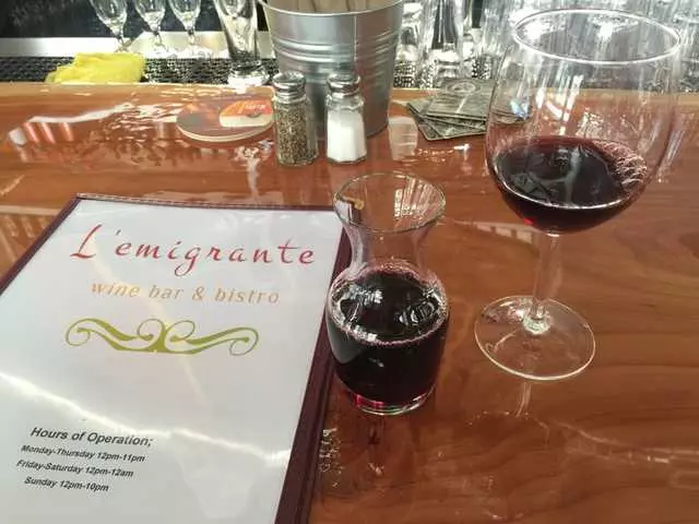L’emigrante Wine Bar & Bistro