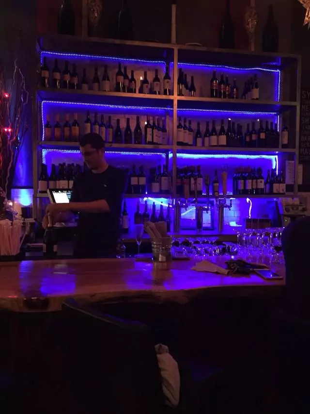 L’emigrante Wine Bar & Bistro