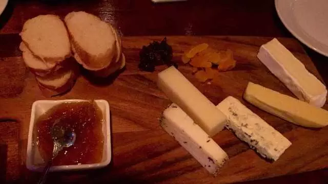 L’emigrante Wine Bar & Bistro