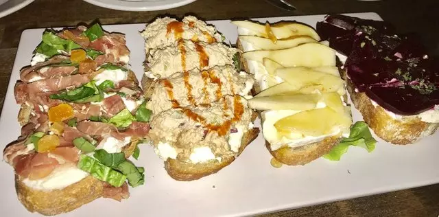 L’emigrante Wine Bar & Bistro