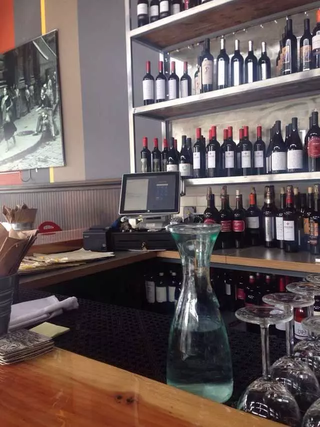 L’emigrante Wine Bar & Bistro