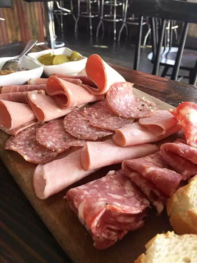 L’emigrante Wine Bar & Bistro