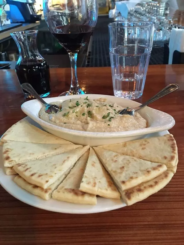 L’emigrante Wine Bar & Bistro