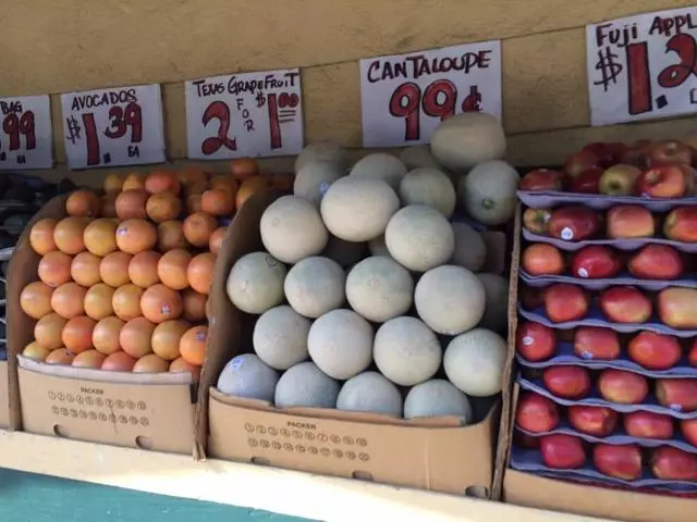 25th & Clement Produce Market
