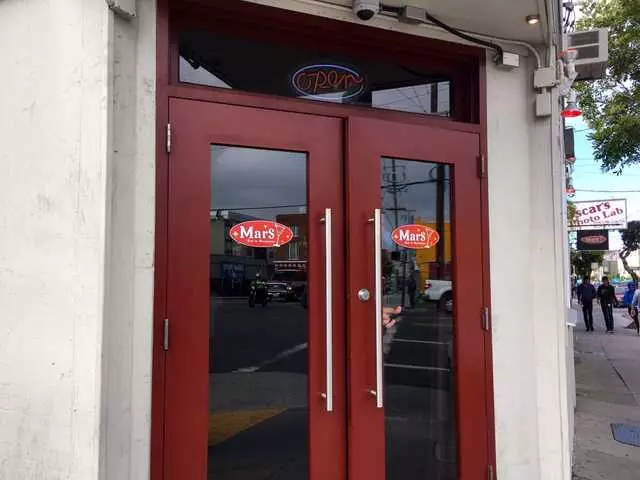 Mars Bar & Restaurant