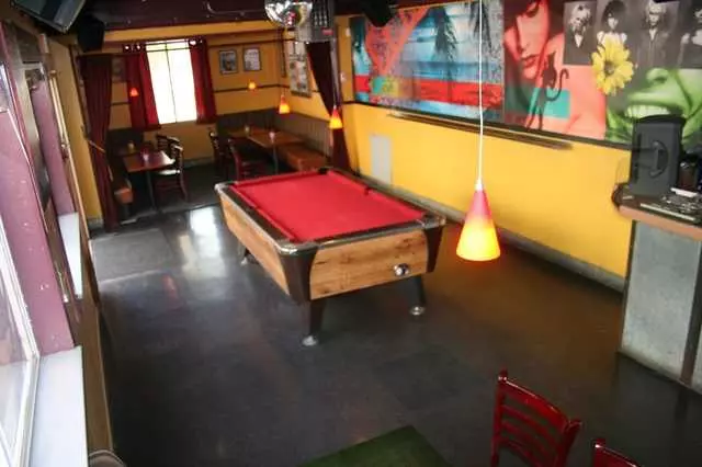 Mars Bar & Restaurant