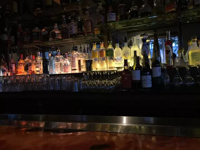 Mars Bar & Restaurant