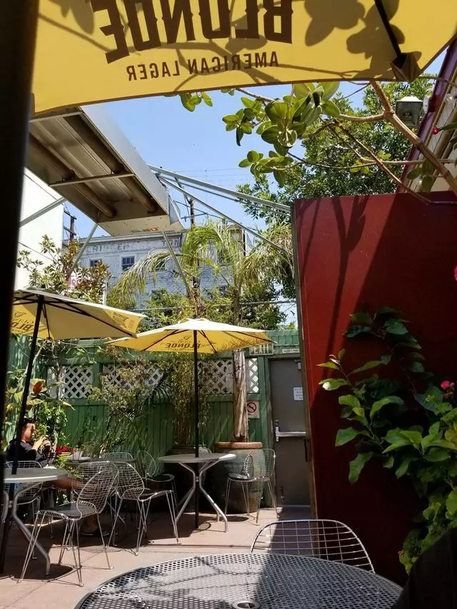 Mars Bar & Restaurant