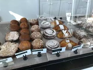 Les Gourmands Bakery
