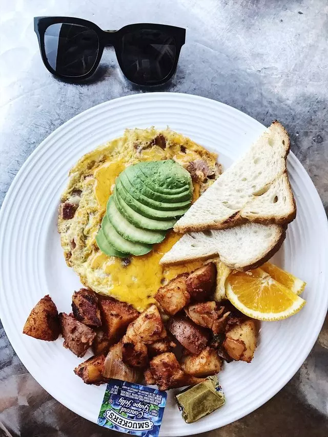 Morning Due Cafe